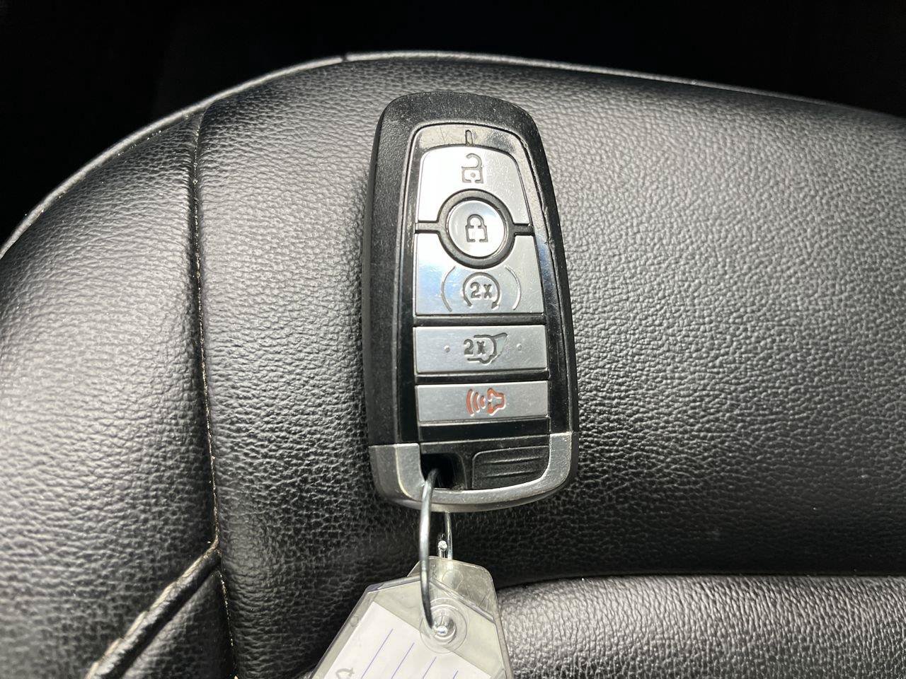 Certified 2020 Ford Edge SEL w/ Convenience Package AWD/4WD image 30