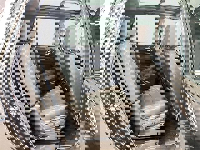 Used 2022 Chevrolet Tahoe LT w/ LT Signature Package image 11