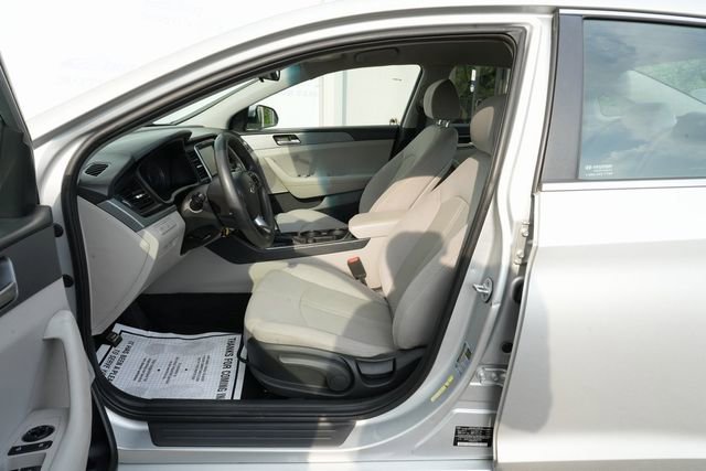 Used 2018 Hyundai Sonata SE image 17