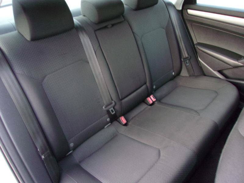Used 2014 Volkswagen Passat 1.8T S FWD image 20