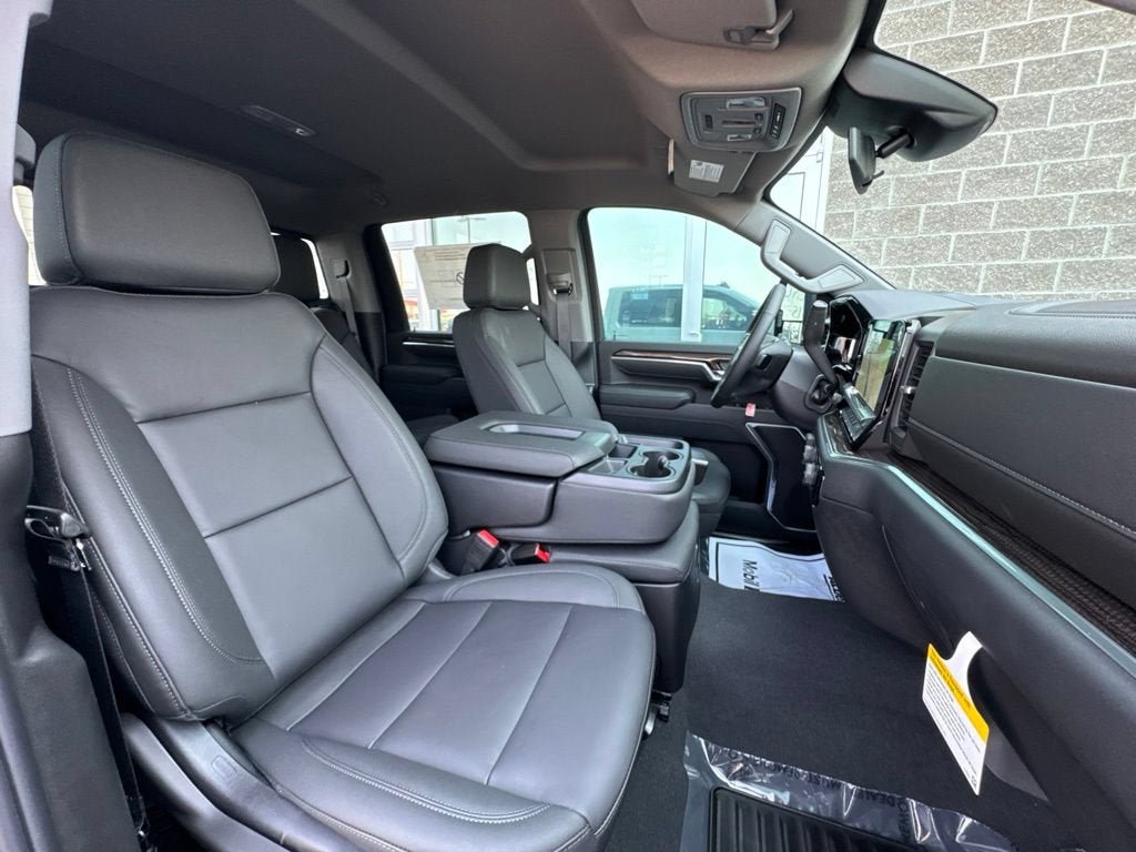 New 2026 Chevrolet Silverado 3500 LT w/ Leather Package AWD/4WD image 40