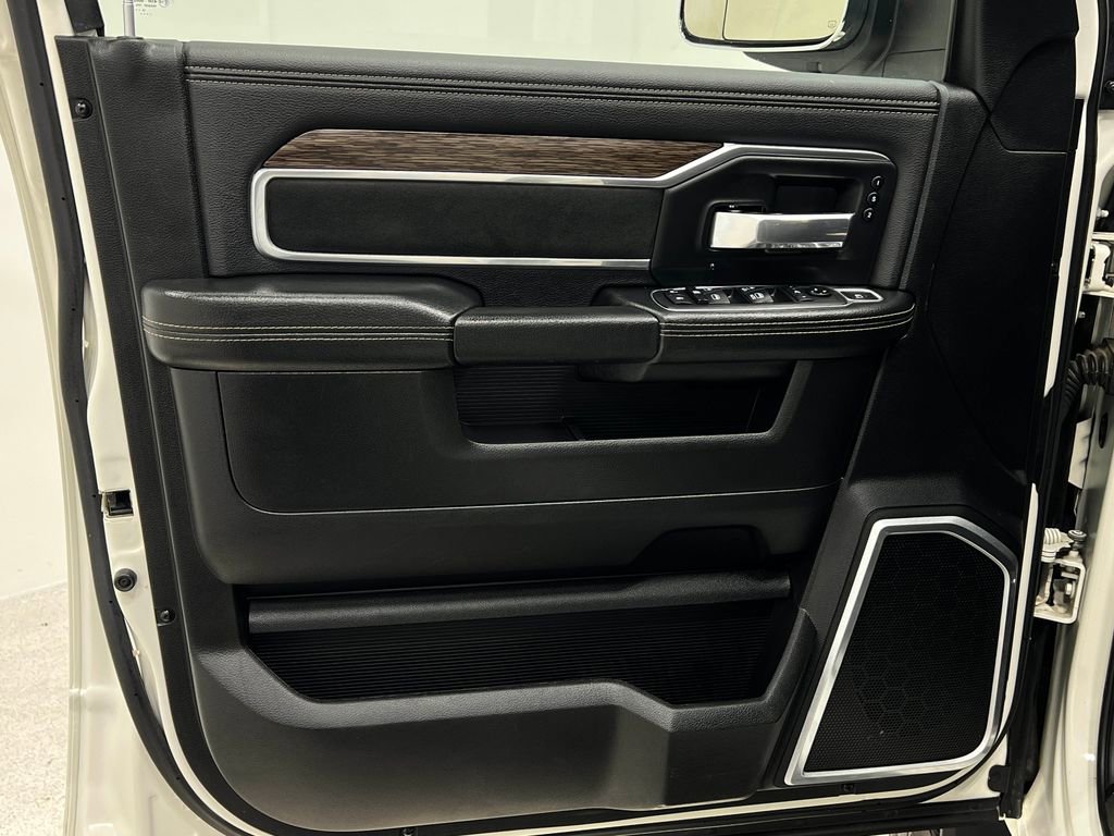 Used 2019 RAM 3500 Laramie image 14