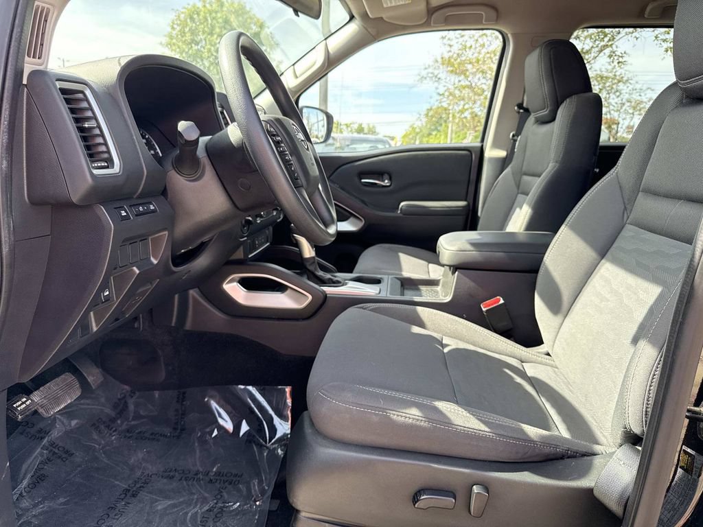 Certified 2022 Nissan Frontier SV w/ Technology Package AWD/4WD image 20