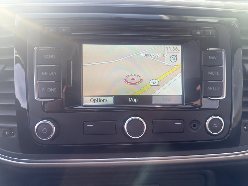 Used 2013 Volkswagen Beetle TDI image 11