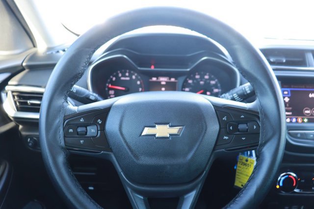 Used 2023 Chevrolet TrailBlazer LS image 17