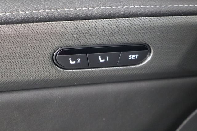 Used 2023 INFINITI QX60 Luxe w/ Cargo Package FWD image 23