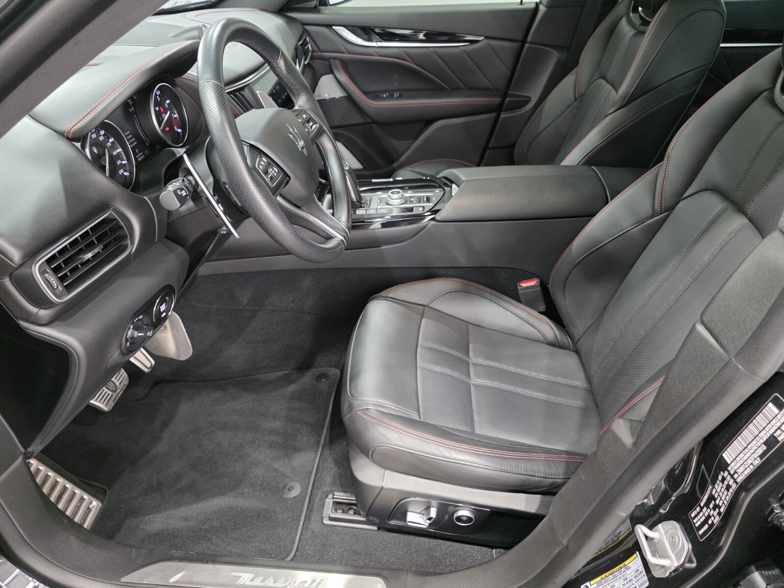 Used 2023 Maserati Levante Modena S image 6