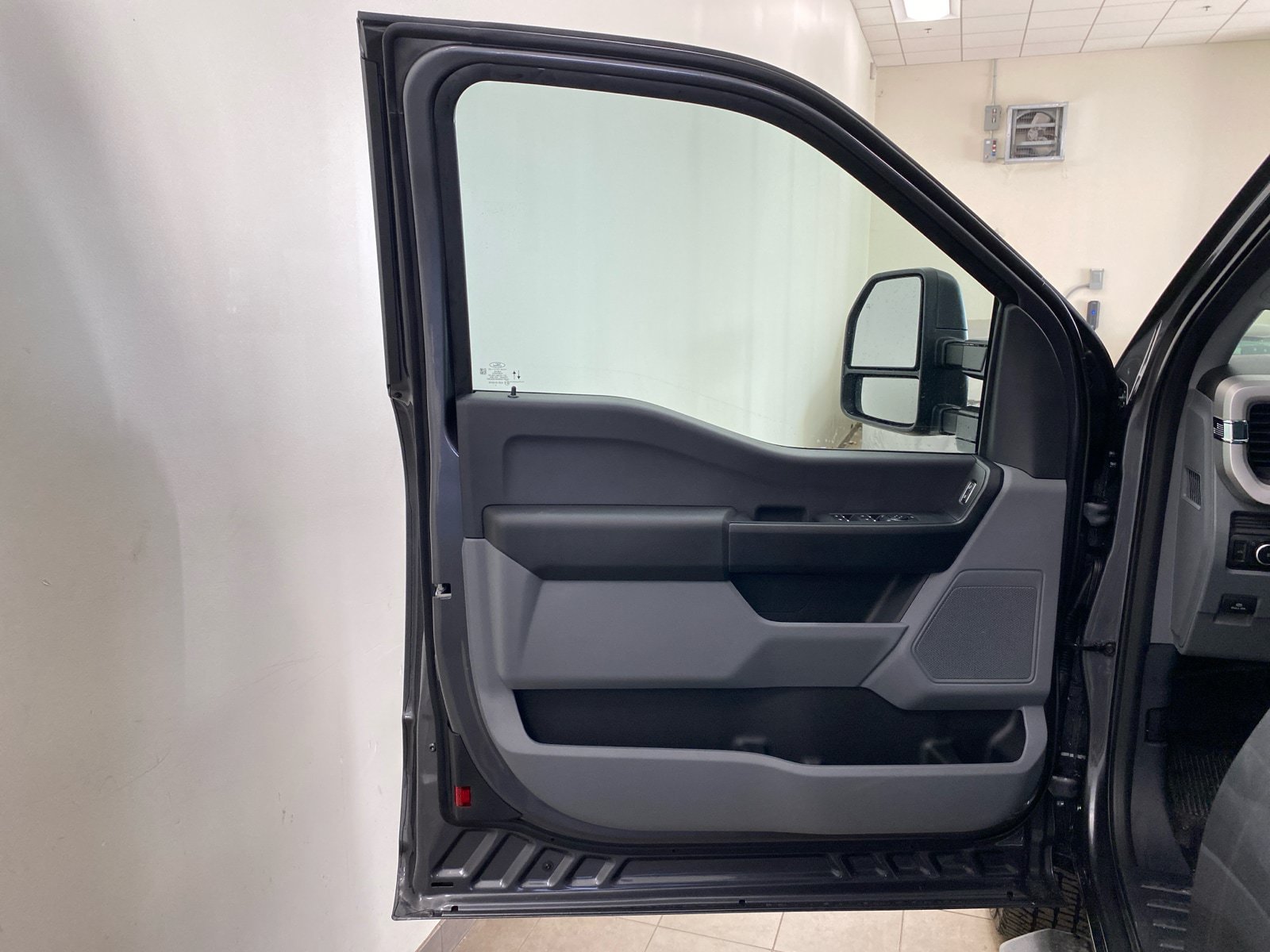New 2026 Ford F250 XL w/ XL Chrome Package AWD/4WD image 10