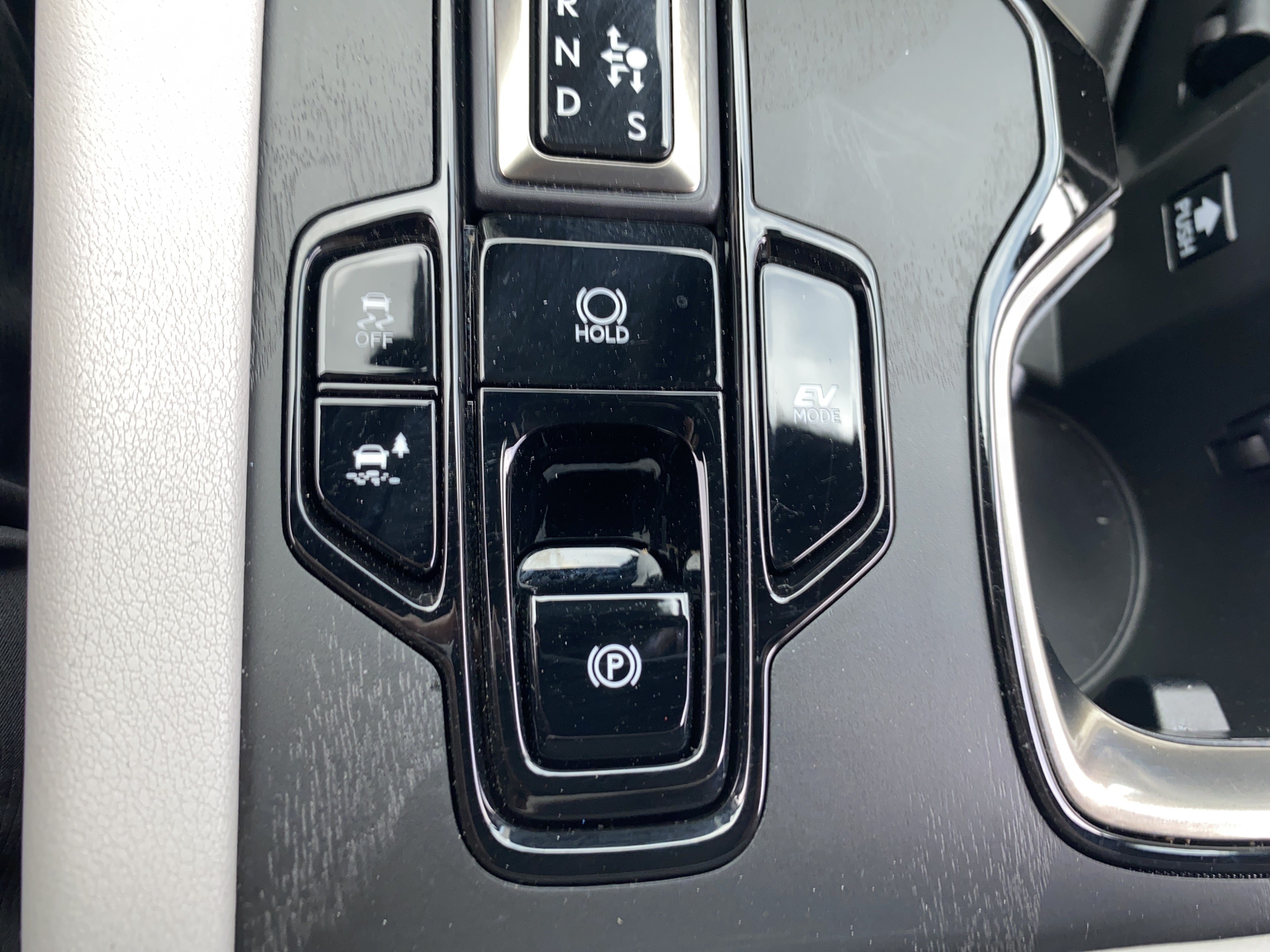 Used 2026 Lexus RX 350h w/ Accessory Package (2T) AWD/4WD image 34