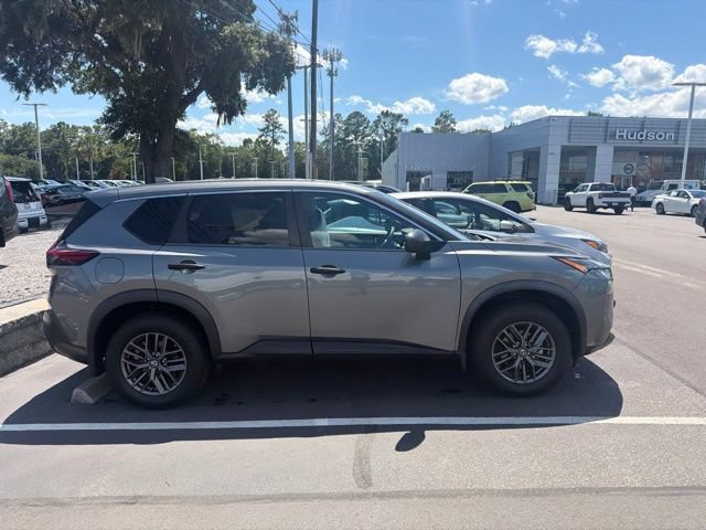 Used 2021 Nissan Rogue S FWD image 7