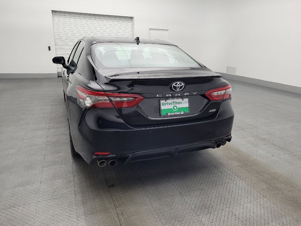 Used 2018 Toyota Camry XSE image 6