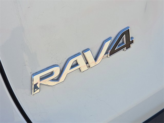 Used 2024 Toyota RAV4 XLE Premium image 11