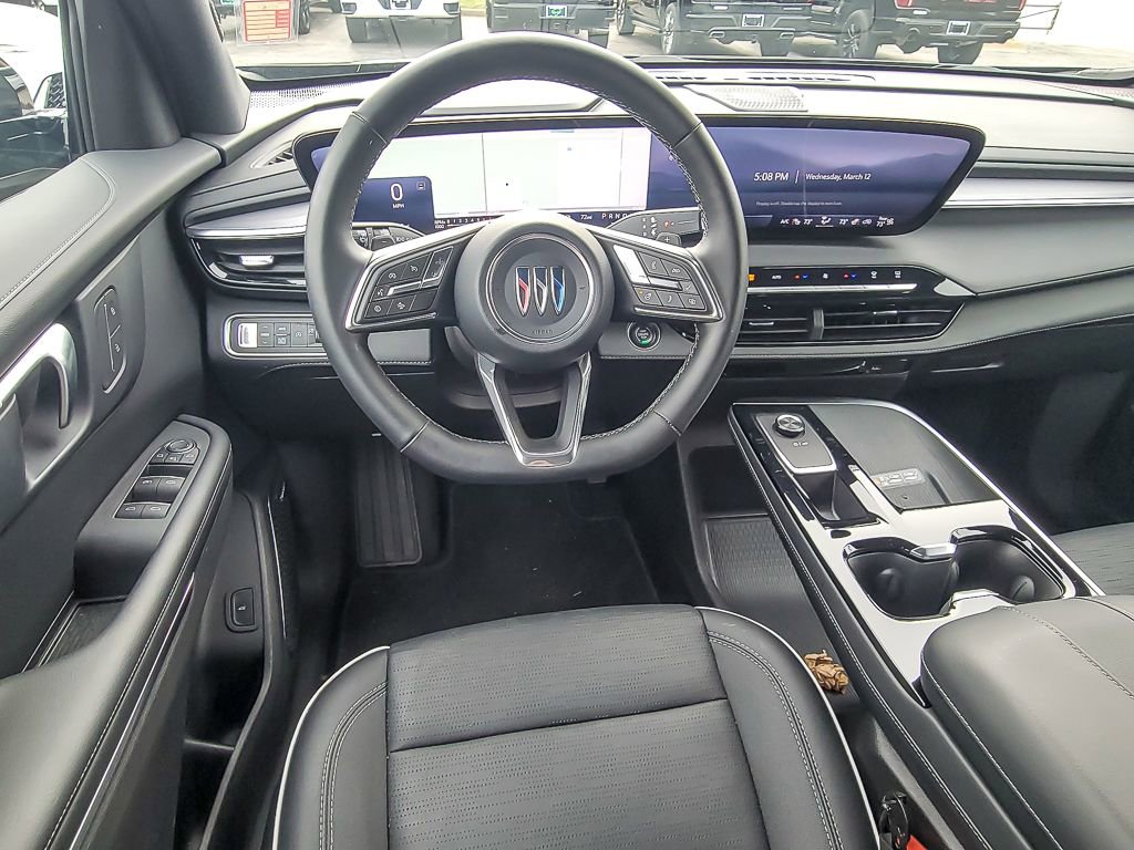 Used 2025 Buick Enclave Sport Touring image 9