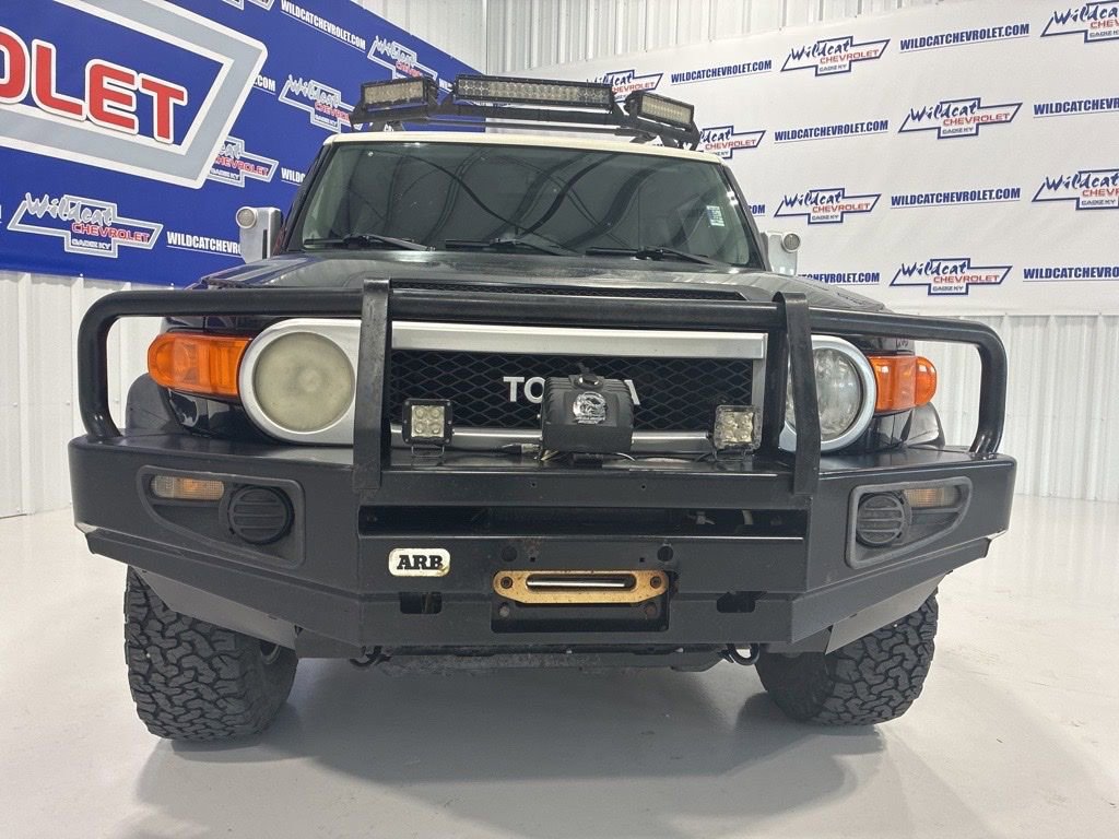 Used 2014 Toyota FJ Cruiser 4WD w/ Convenience Package image 11