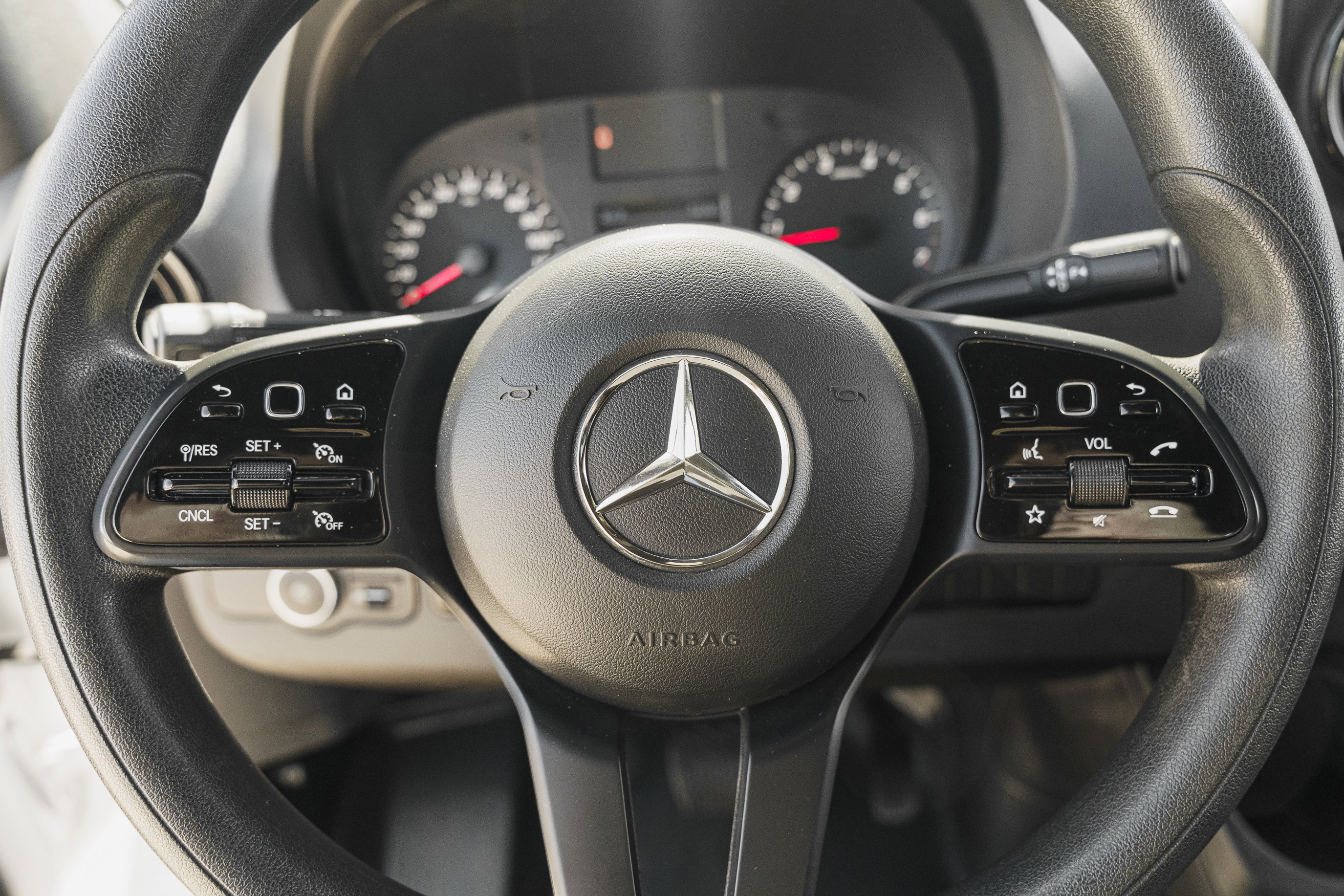 Used 2020 Mercedes-Benz Sprinter 2500 image 15