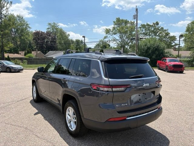Used 2023 Jeep Grand Cherokee L Laredo w/ Luxury Tech Group I AWD/4WD image 3