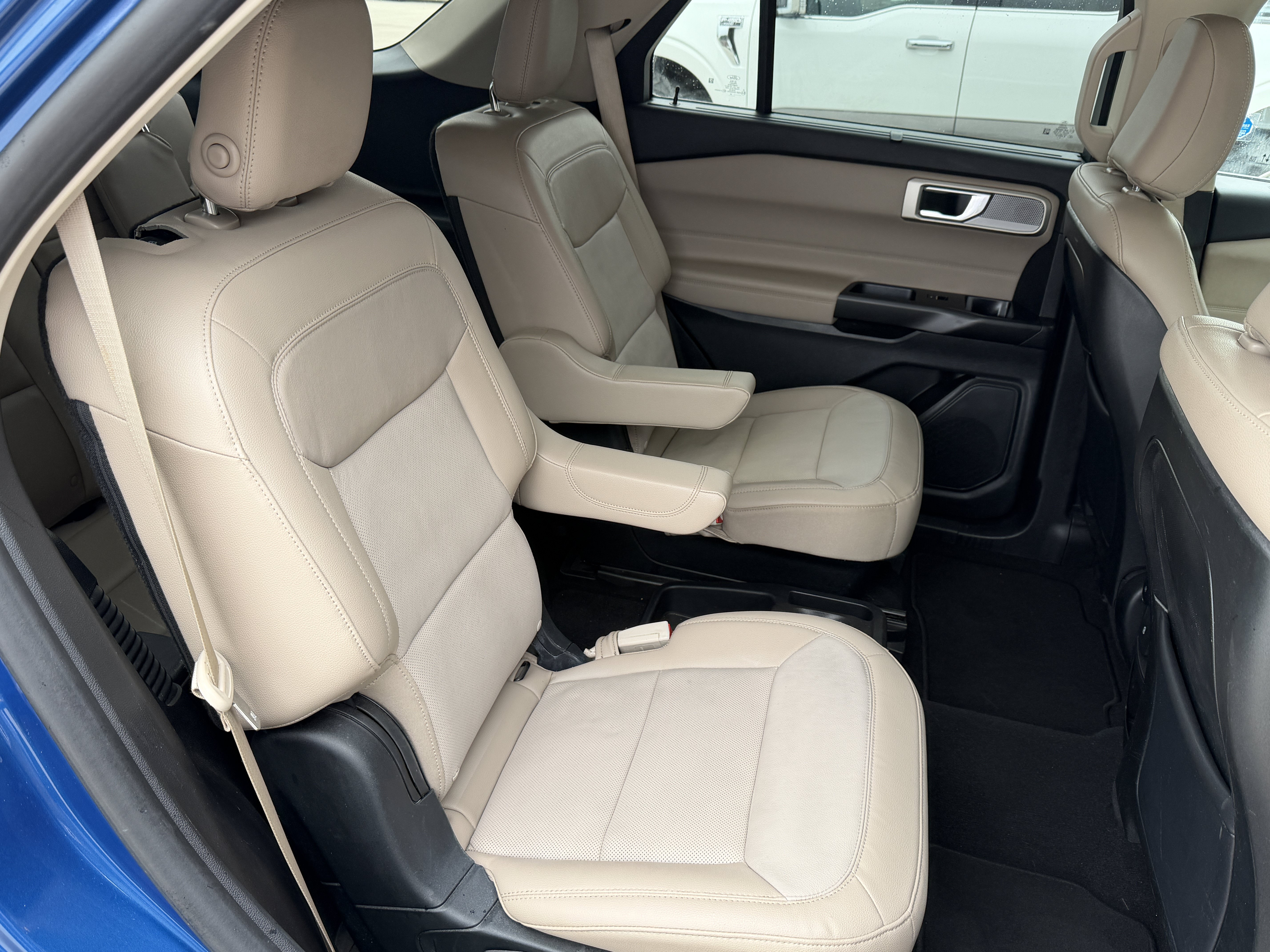 Used 2020 Ford Explorer Limited AWD/4WD image 24