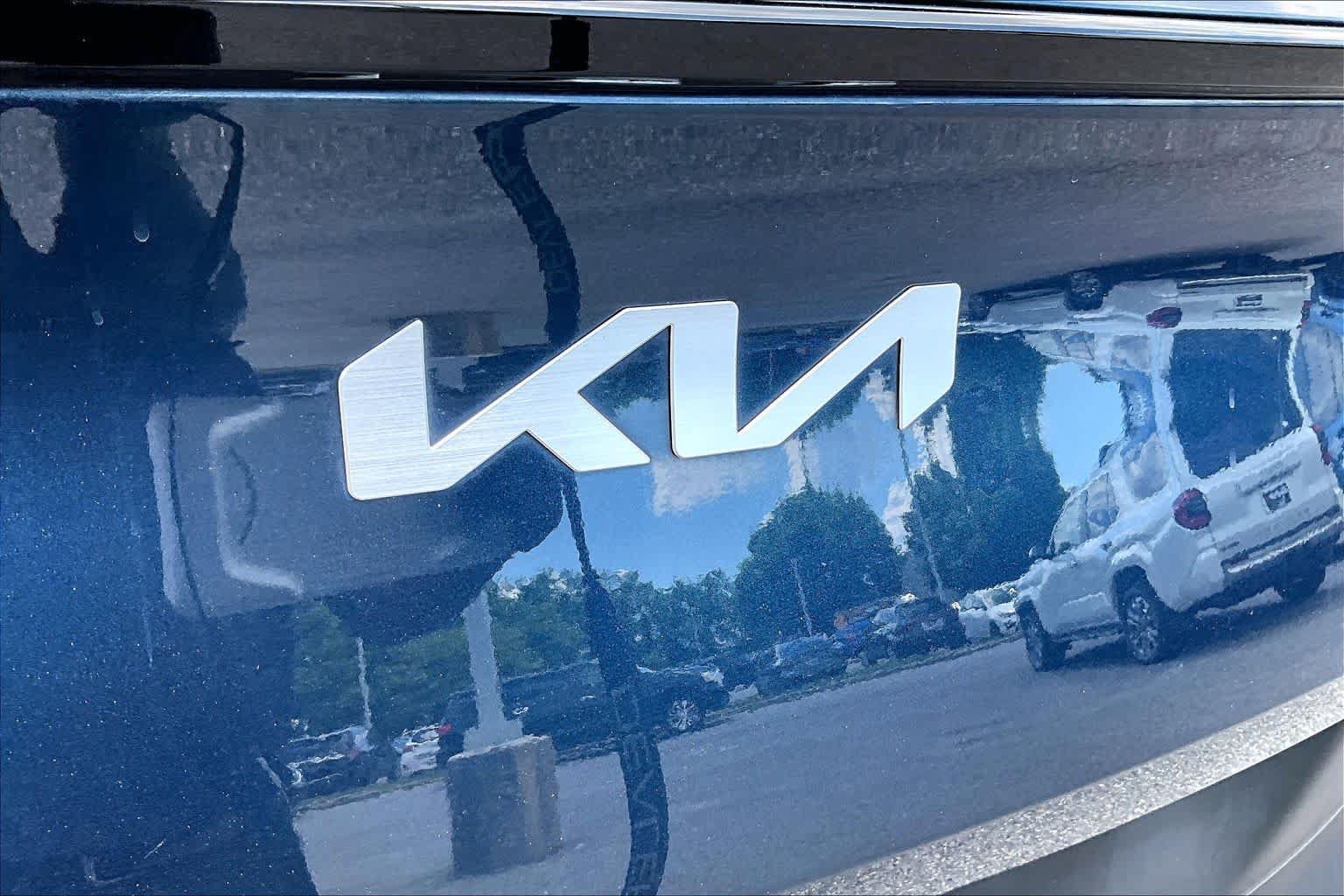 Used 2023 Kia Sportage EX AWD/4WD image 30