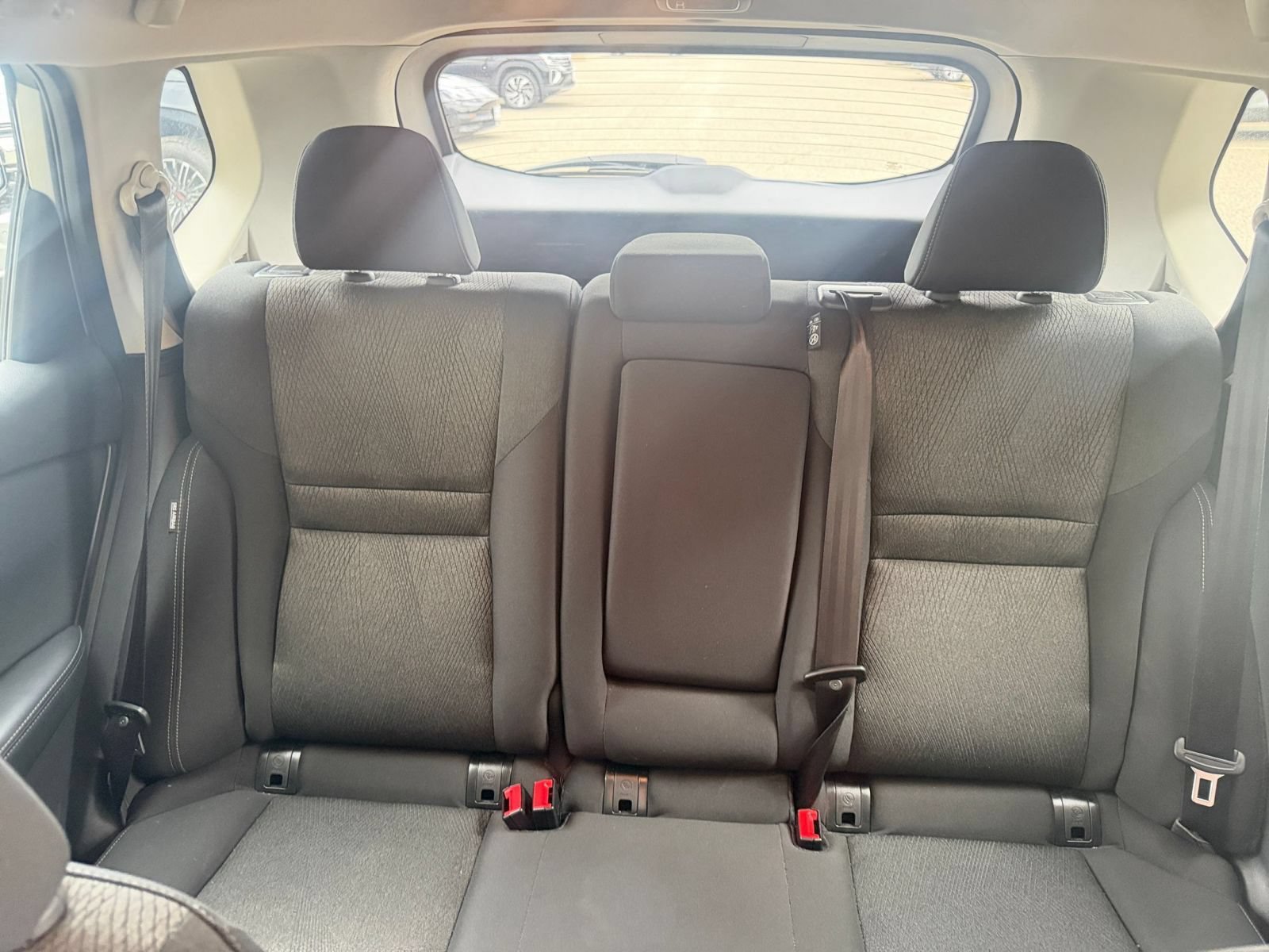 Used 2025 Nissan Rogue SV FWD image 40