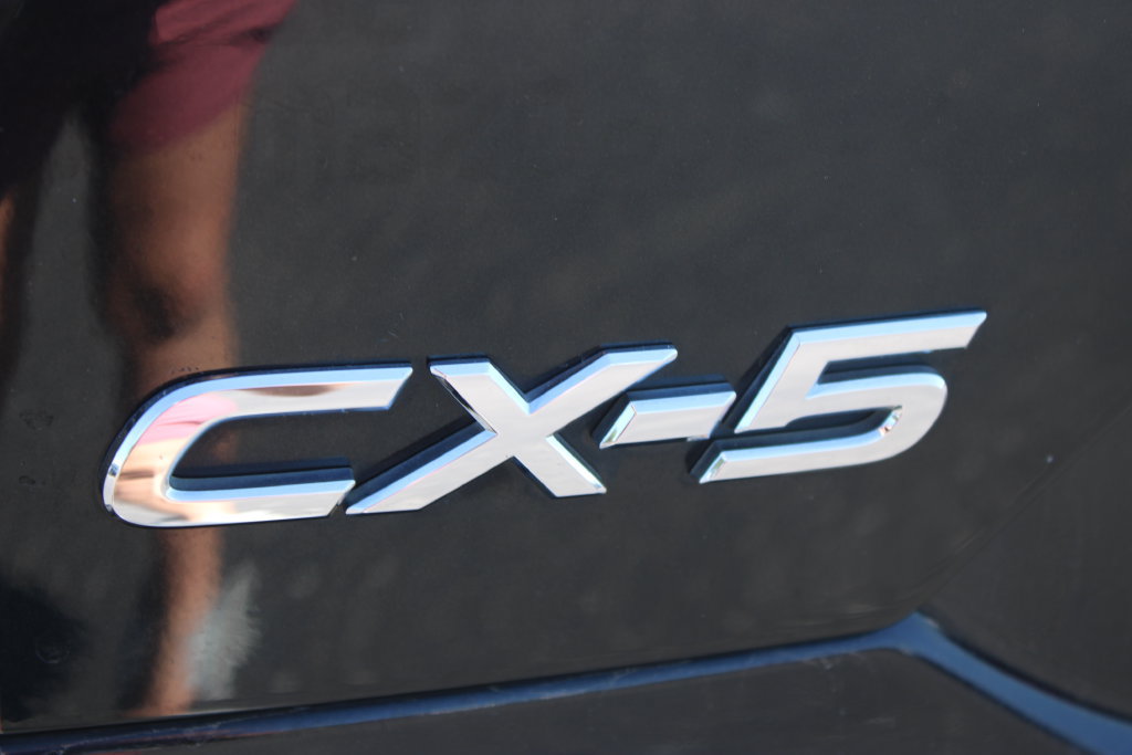 Used 2018 MAZDA CX-5 Touring FWD image 18
