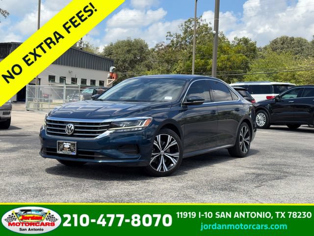 Used 2022 Volkswagen Passat 2.0T SE FWD image 1