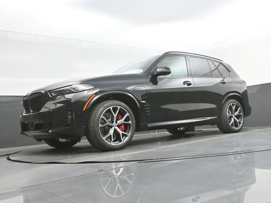 New 2026 BMW X5 xDrive50e w/ M Sport Package AWD/4WD image 47