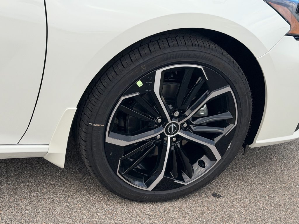 New 2026 Nissan Altima 2.5 SR FWD image 8