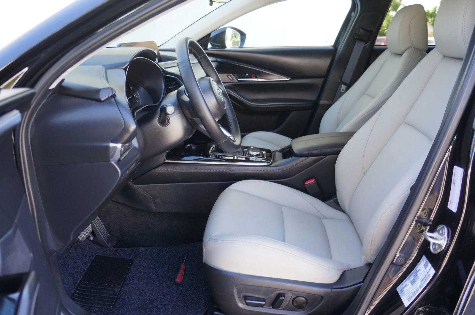 Used 2025 MAZDA CX-30 AWD 2.5 S w/ Preferred Package image 24
