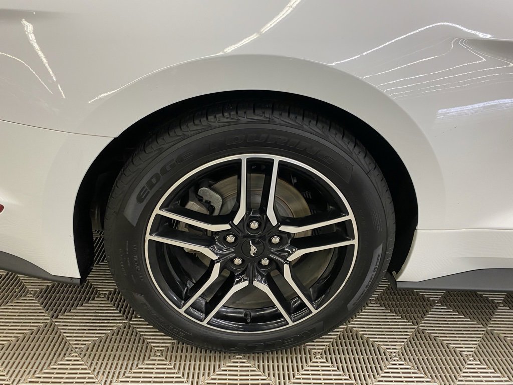 Used 2022 Ford Mustang Premium image 11