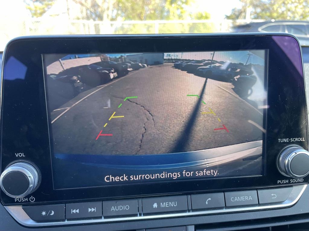 Used 2024 Nissan Altima 2.5 SV image 40