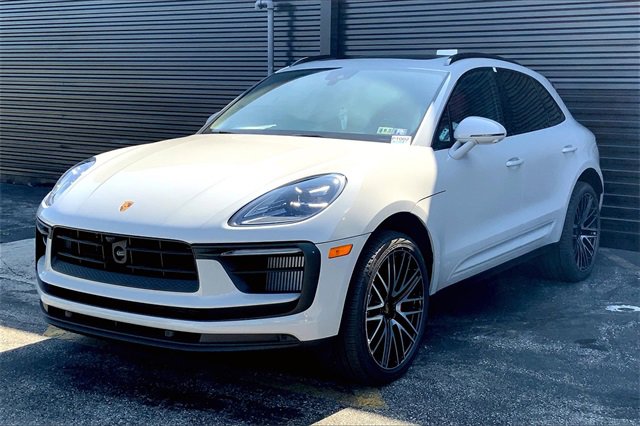 New 2026 Porsche Macan S image 1