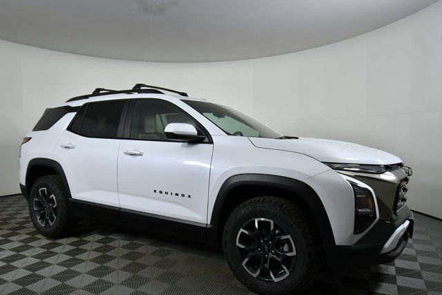 New 2026 Chevrolet Equinox ACTIV w/ LPO, Floor Liner Package image 9