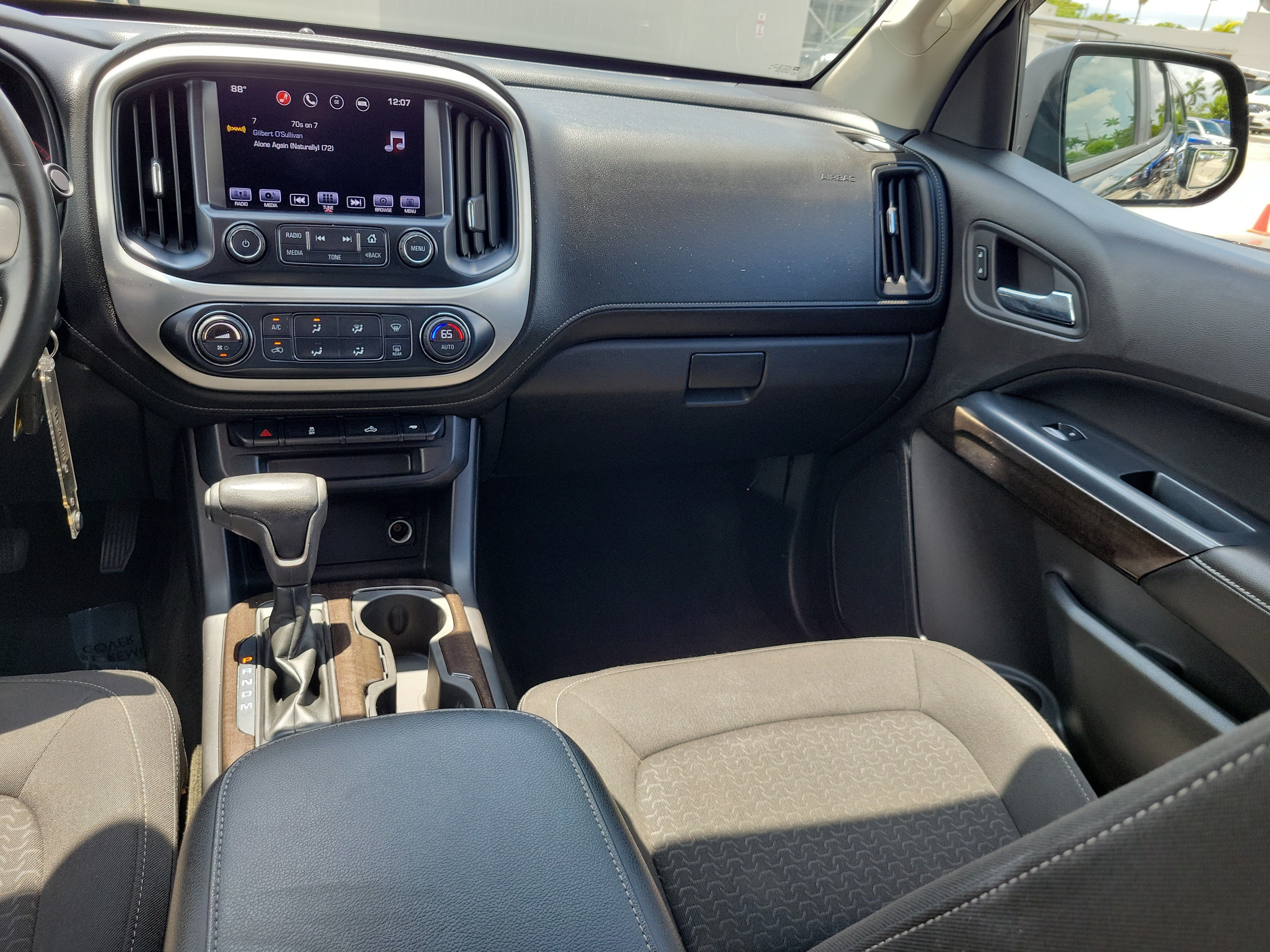 Used 2016 GMC Canyon SLE w/ Nightfall Edition AWD/4WD image 16