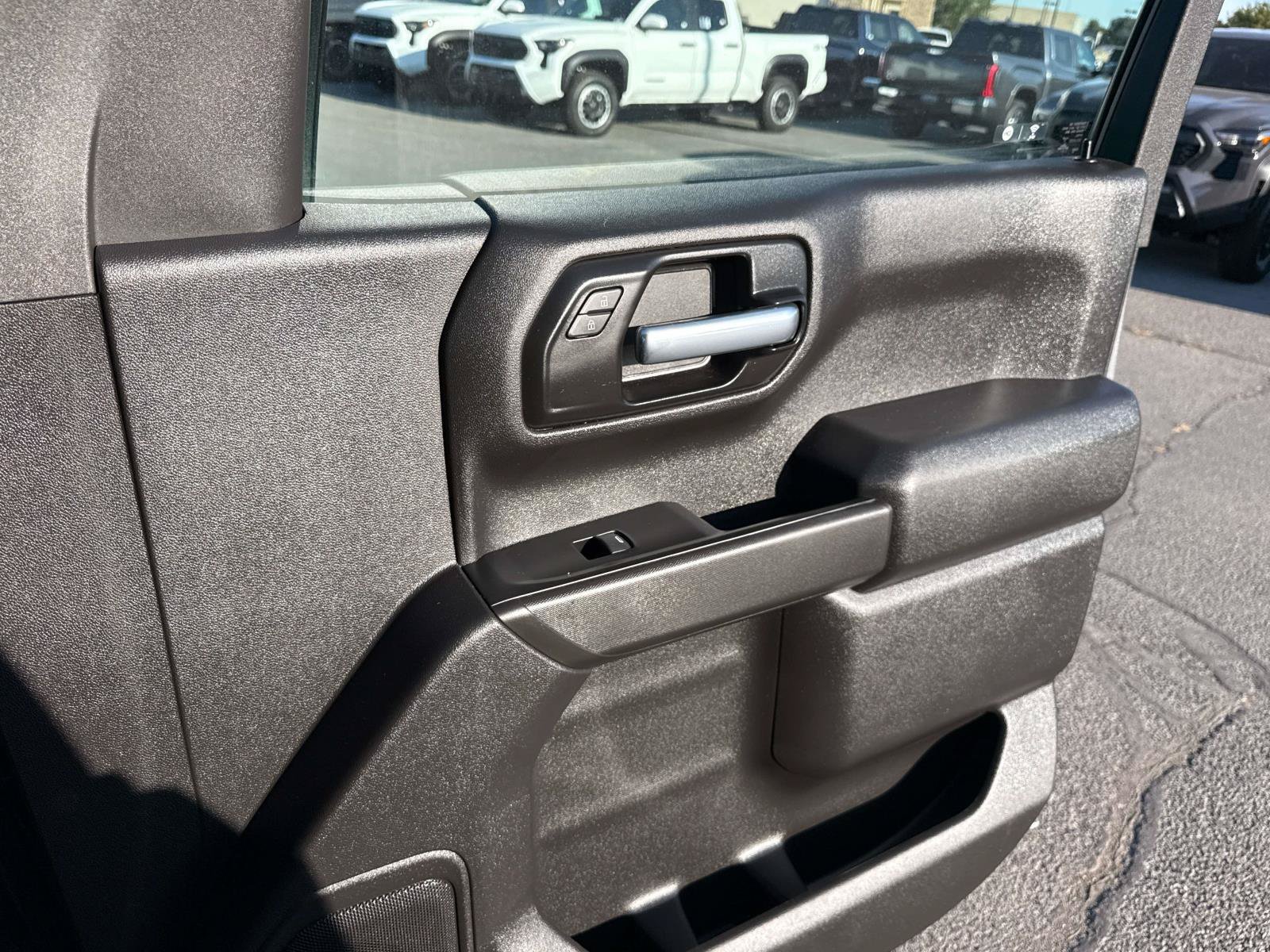 Used 2021 Chevrolet Silverado 1500 Custom w/ LPO, Dark Essentials Package AWD/4WD image 20