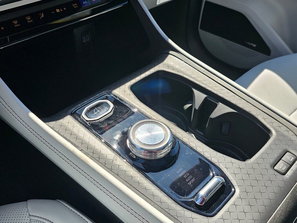 New 2025 Jeep Wagoneer S Limited image 21