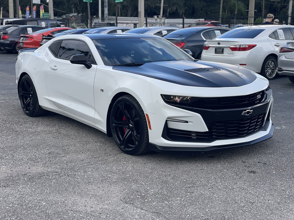 Used 2019 Chevrolet Camaro SS RWD image 18