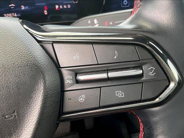 Used 2025 Chevrolet Equinox EV RS FWD image 21