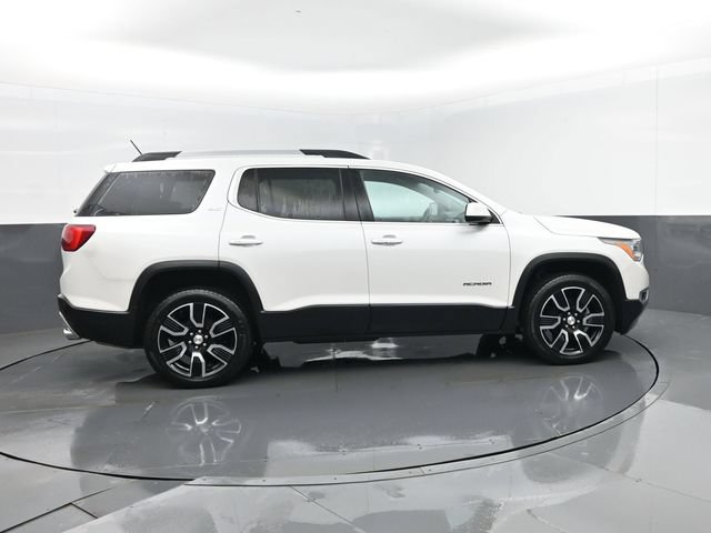 Used 2019 GMC Acadia SLT AWD/4WD image 4