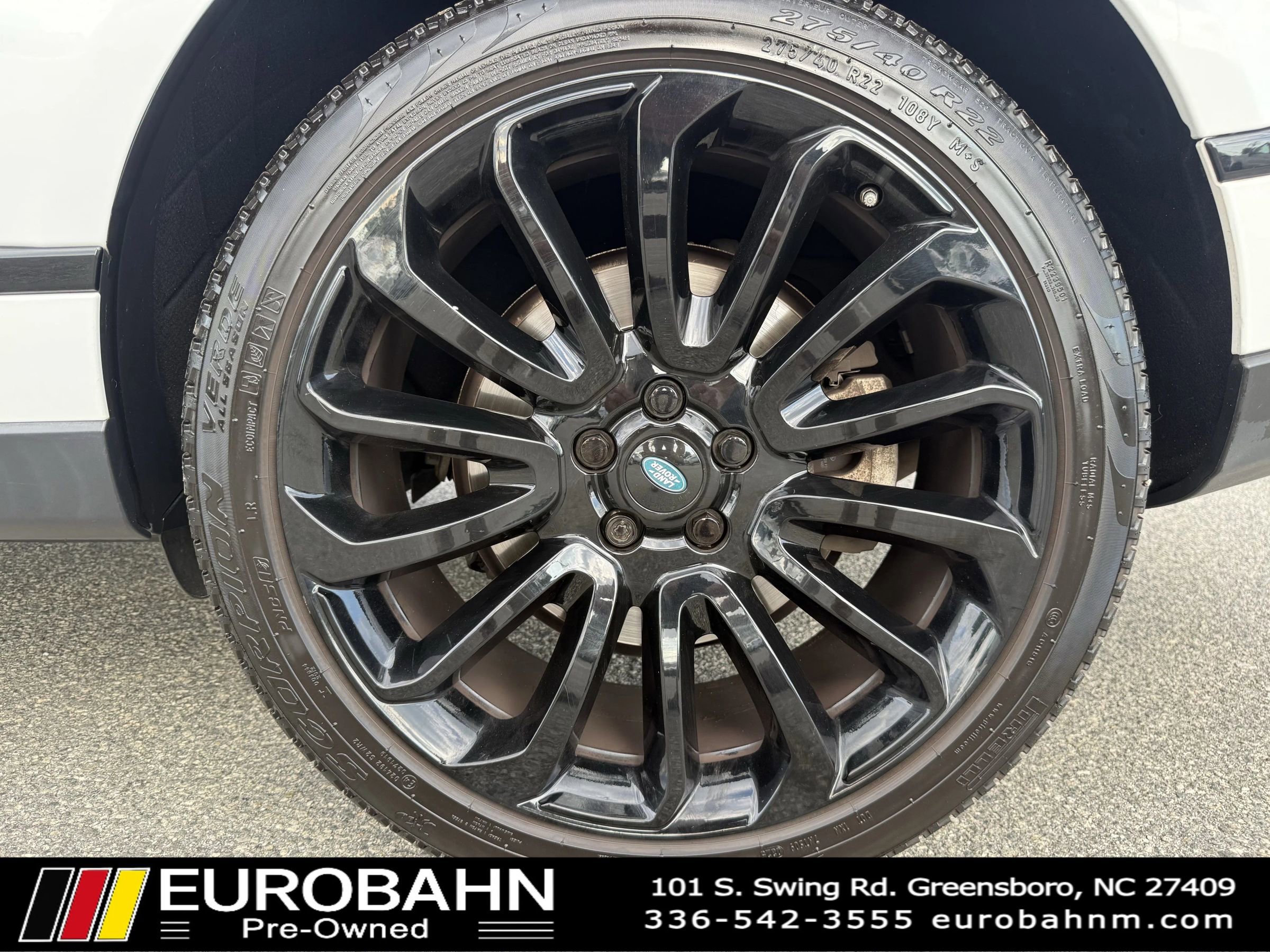 Used 2017 Land Rover Range Rover HSE AWD/4WD image 27