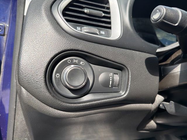 Used 2018 Jeep Renegade Sport w/ Power & Air Group AWD/4WD image 18