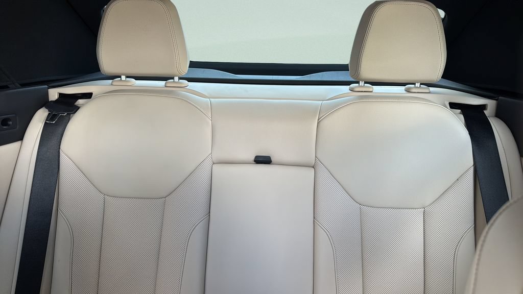 Used 2023 BMW 430i Convertible w/ Premium Package RWD image 17