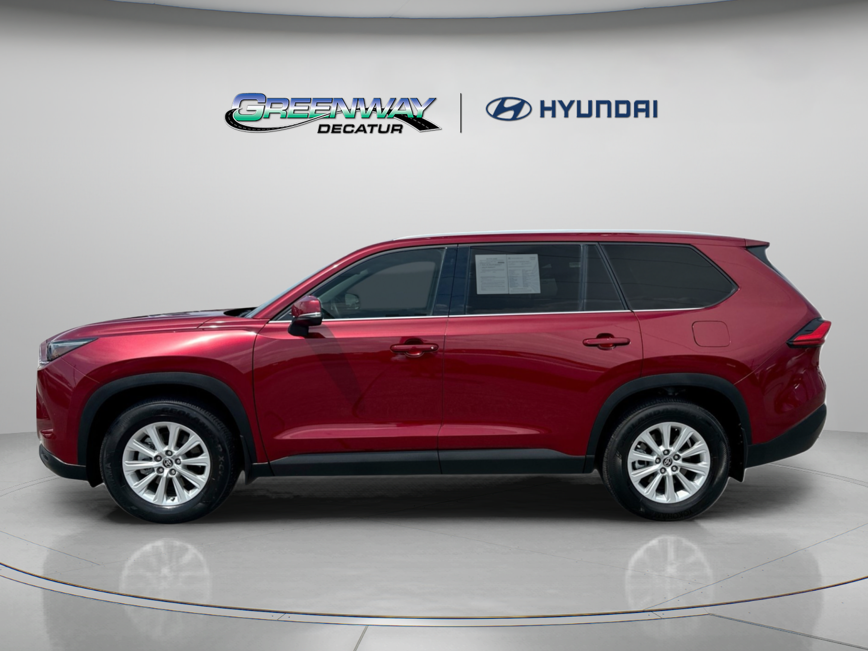 Used 2024 Toyota Grand Highlander XLE FWD image 5