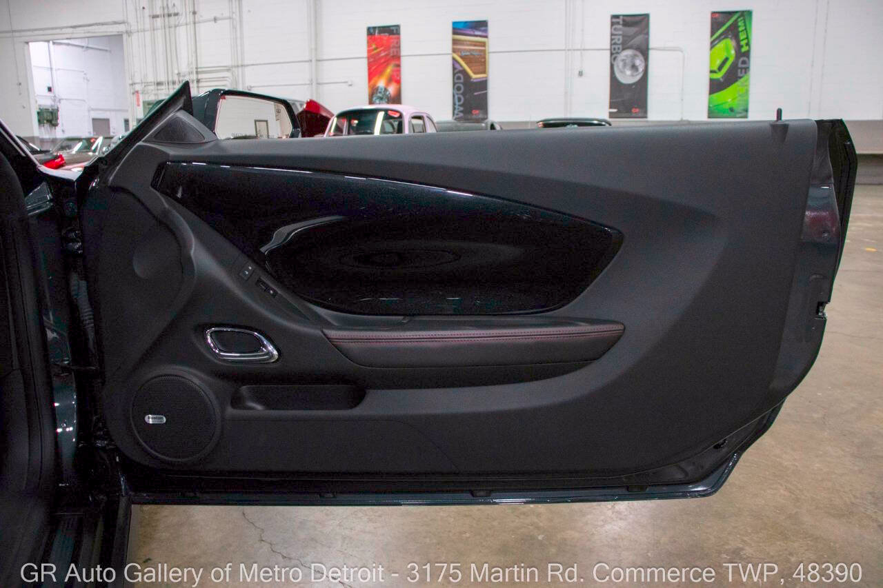 Used 2013 Chevrolet Camaro ZL1 RWD image 34