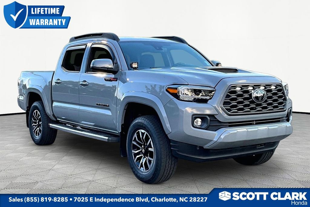 Used 2020 Toyota Tacoma TRD Sport w/ Technology Package AWD/4WD image 1
