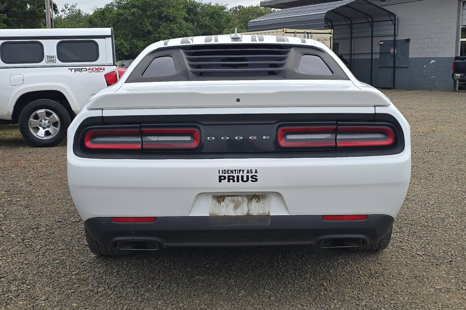 Used 2015 Dodge Challenger R/T Plus RWD image 6