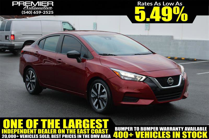 Used 2022 Nissan Versa SR FWD image 1