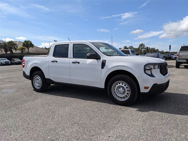 New 2025 Ford Maverick XL w/ Equipment Group 102A image 2