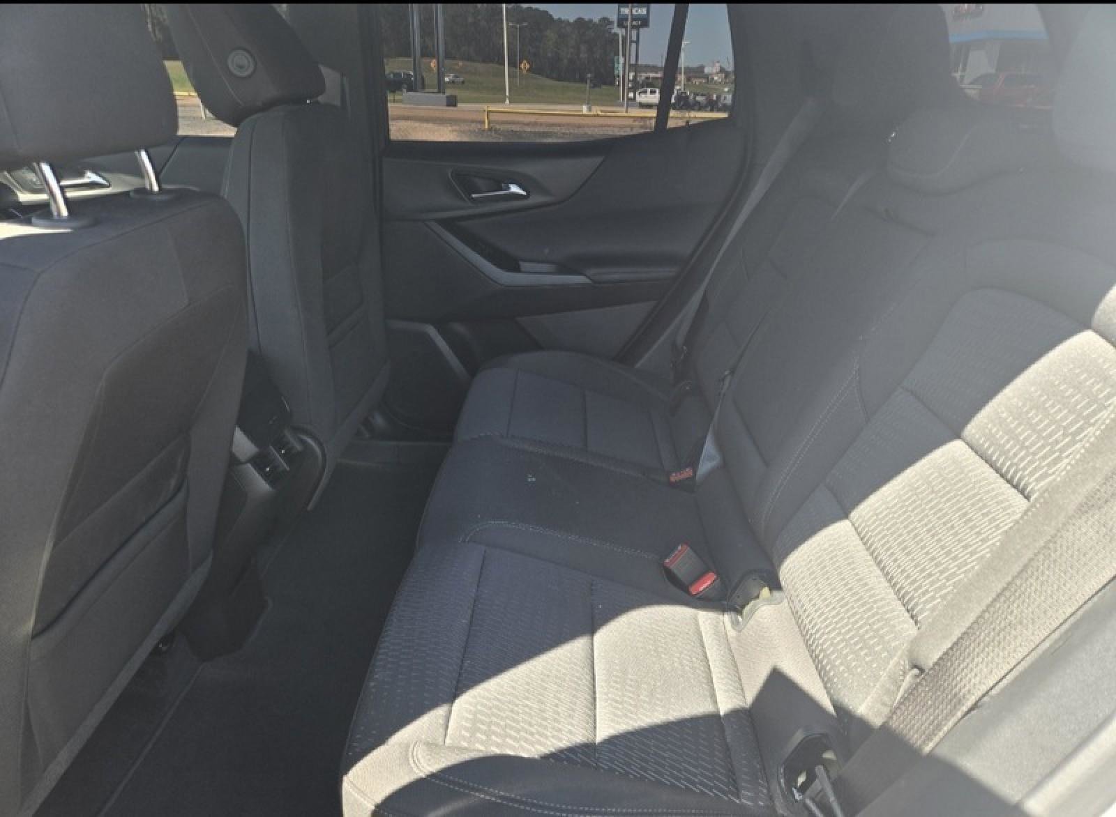 Used 2025 Chevrolet Equinox LT image 22