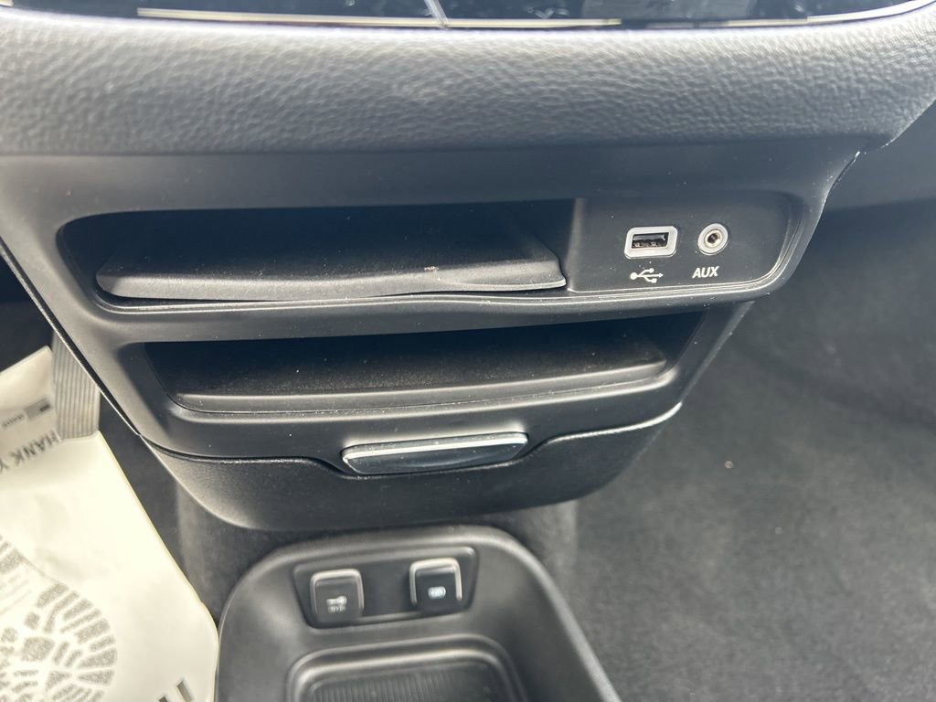 Used 2019 Chrysler Pacifica Limited image 29
