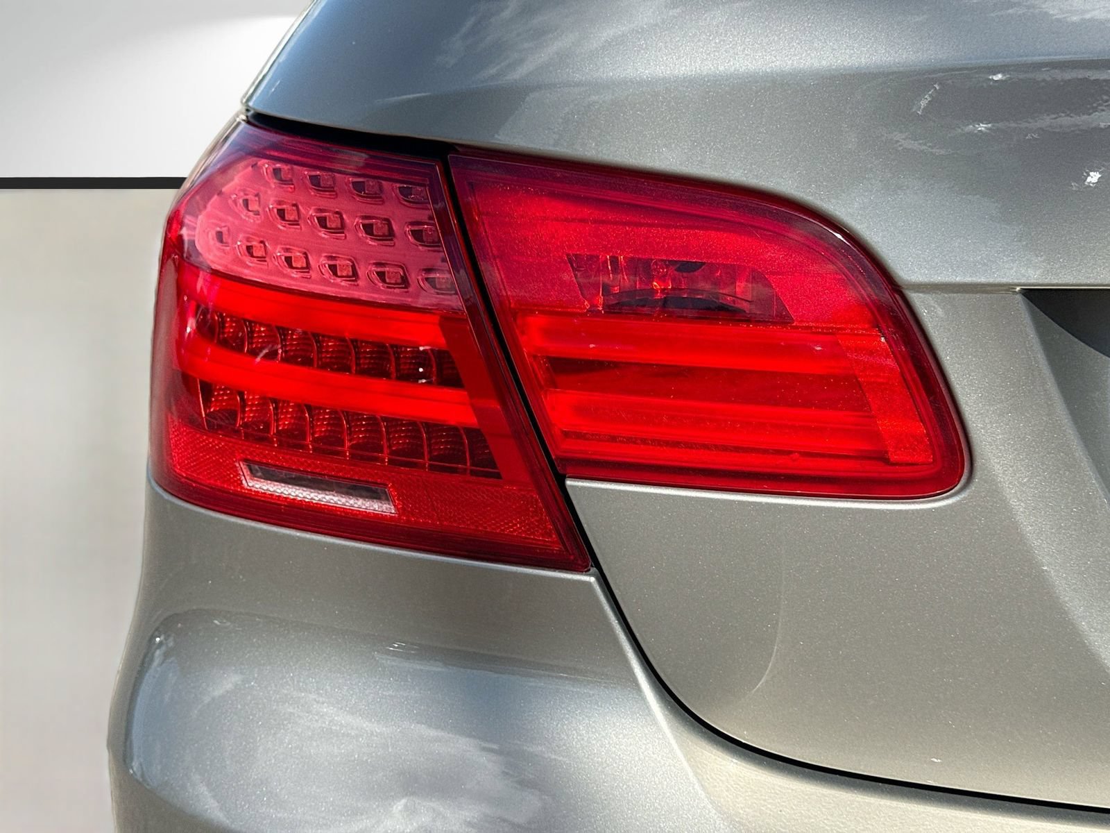 Used 2011 BMW 328i Convertible RWD image 10